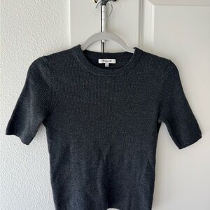 Madewell charcoal gray ribbed short sleeve sweater